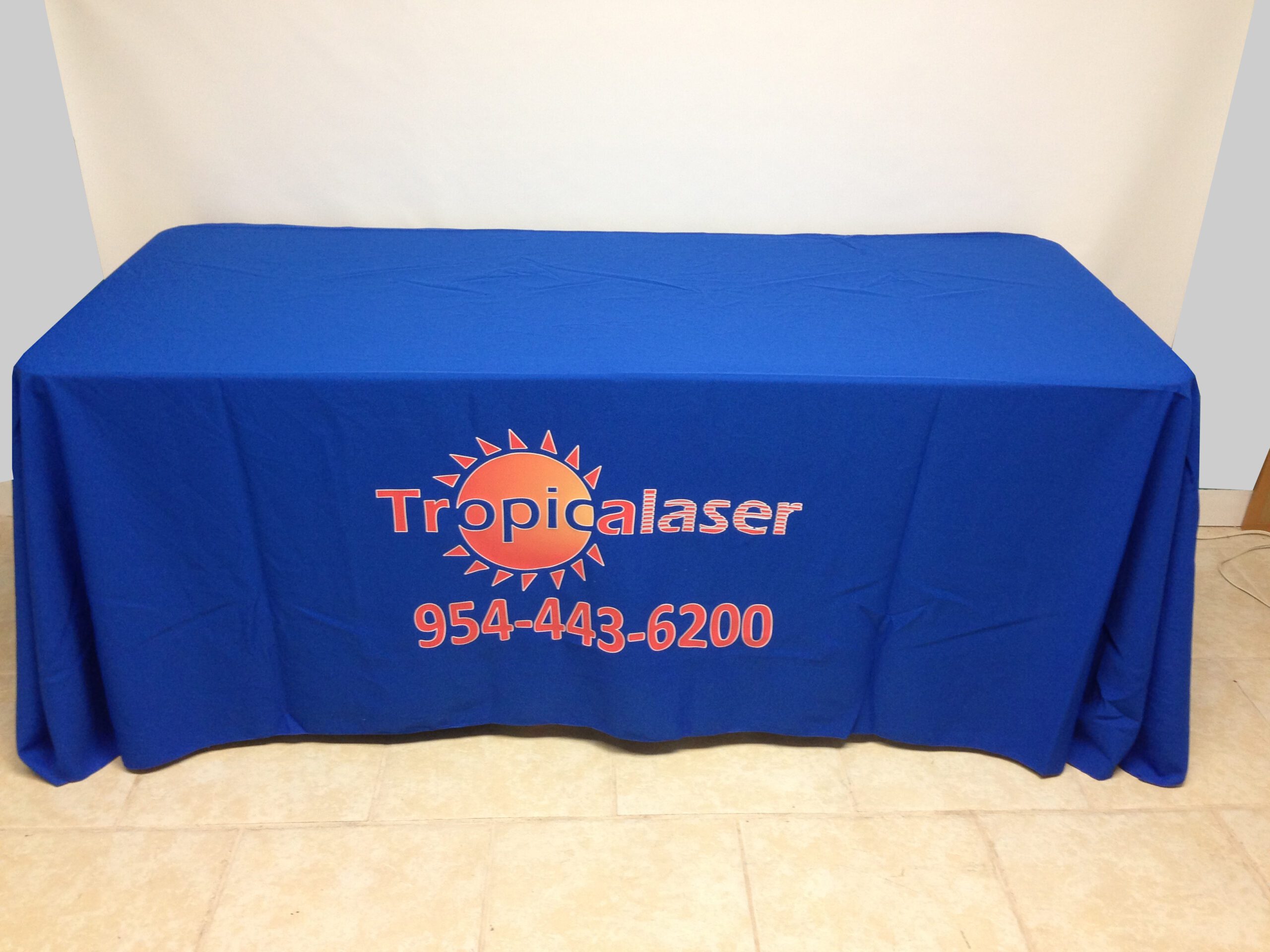 Custom imprinted table covers (10)